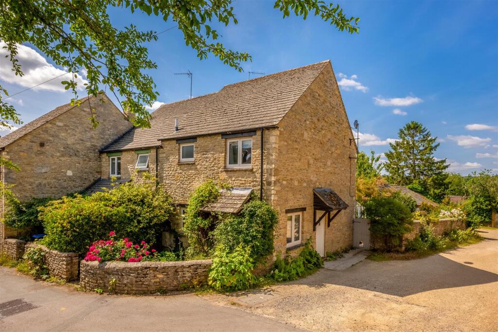 Main image of property: Pooles Lane, Charlbury