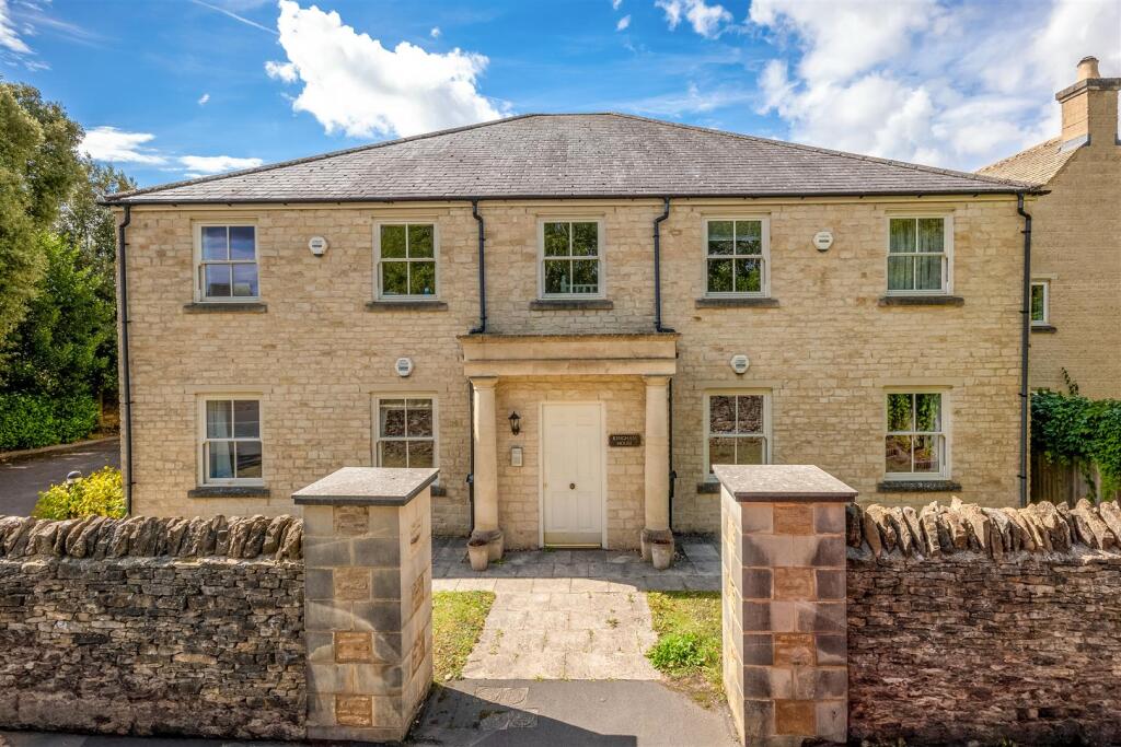 Main image of property: The Slade, Charlbury