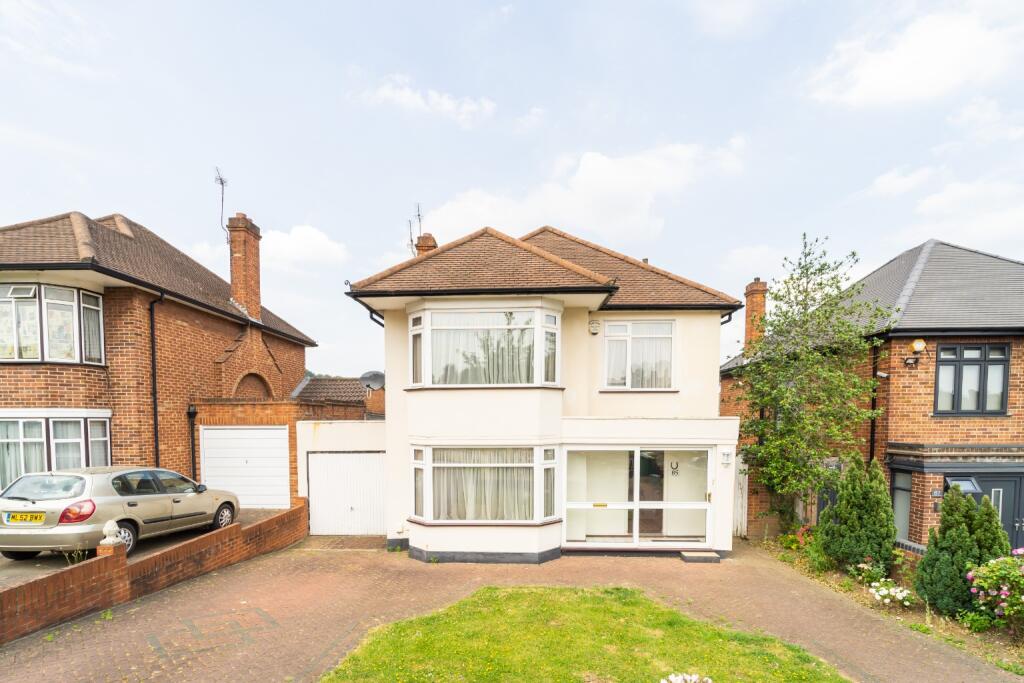 4 bedroom detached house for sale in Sudbury Court Drive, Harrow, HA1