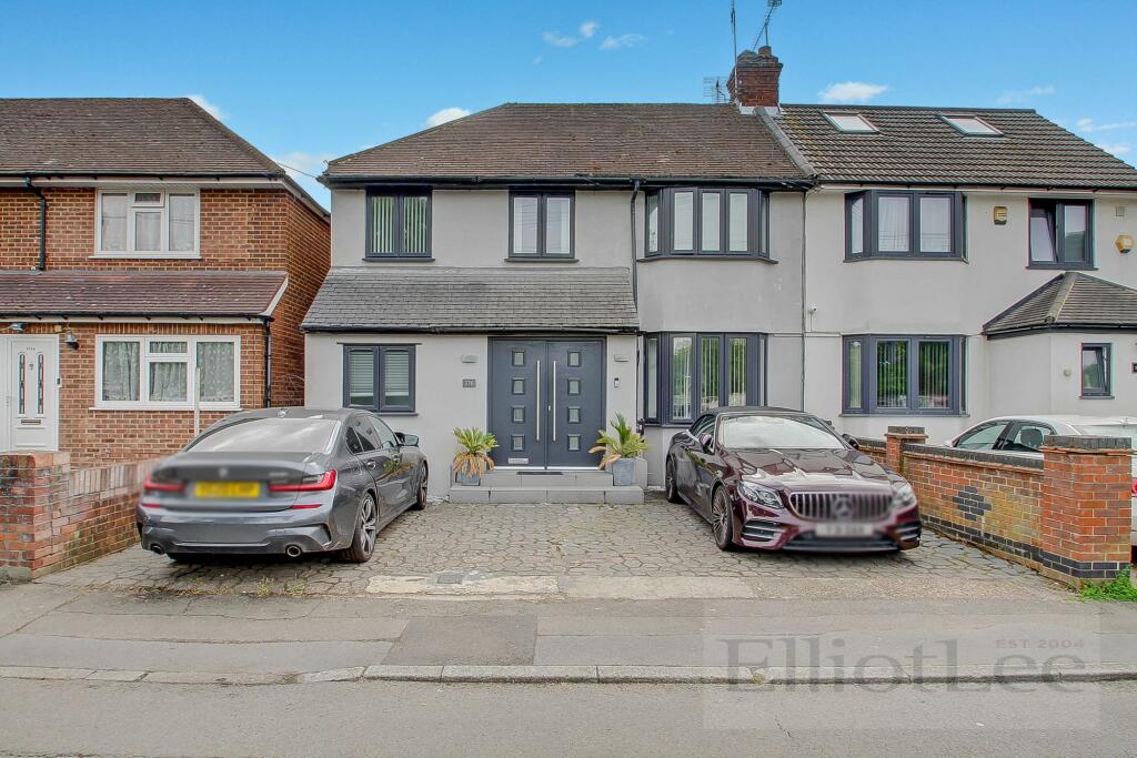Main image of property: Yeading Lane, Hayes, UB4