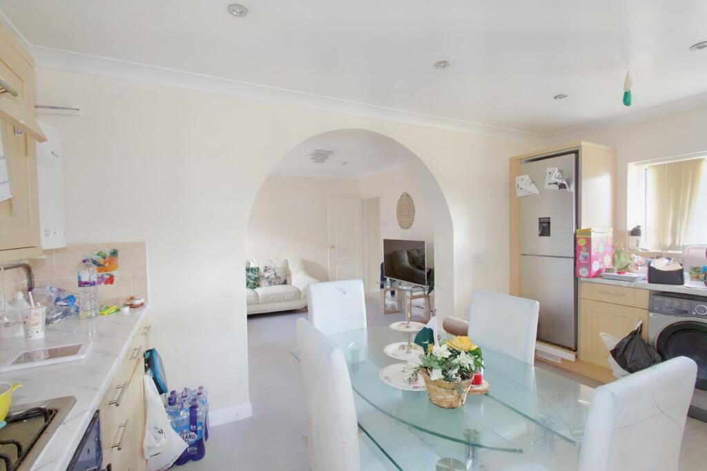 4 bedroom detached bungalow for sale in Windsor Road, Yaxley