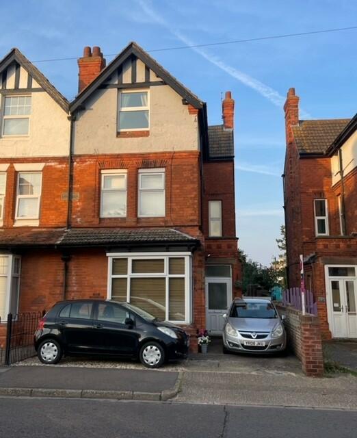 6 bedroom semidetached house for sale in Victoria Road, Mablethorpe, LN12
