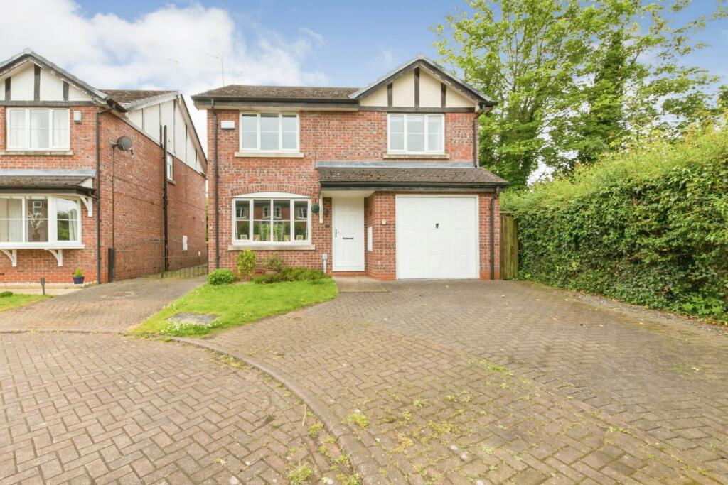 4 bedroom detached house for sale in Gowy Court, Calveley, Tarporley, CW6