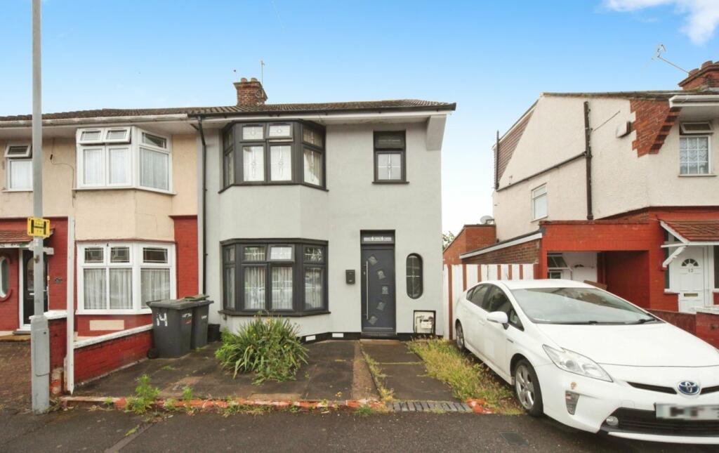 Main image of property: Grantham Road, Luton, LU4