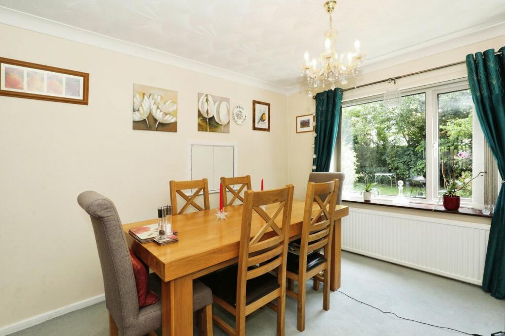 Additional property image - Montrose Court, Holmes Chapel, Crewe, CW4