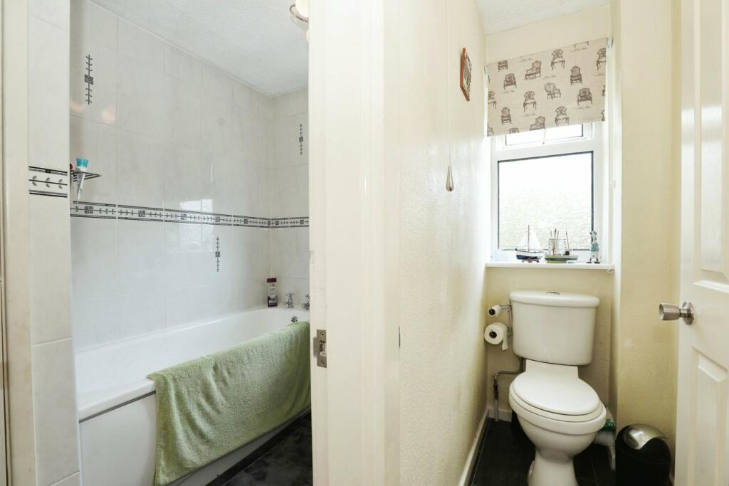 Additional property image - Montrose Court, Holmes Chapel, Crewe, CW4