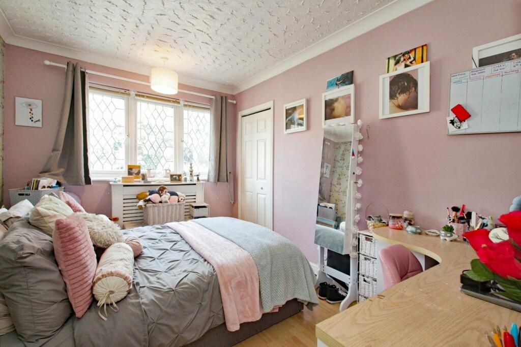 Additional property image - Broadoak Road, Erith, DA8