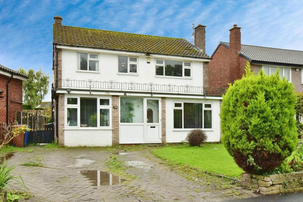 Main image of property: Oakdale Drive, Heald Green, Cheadle, SK8