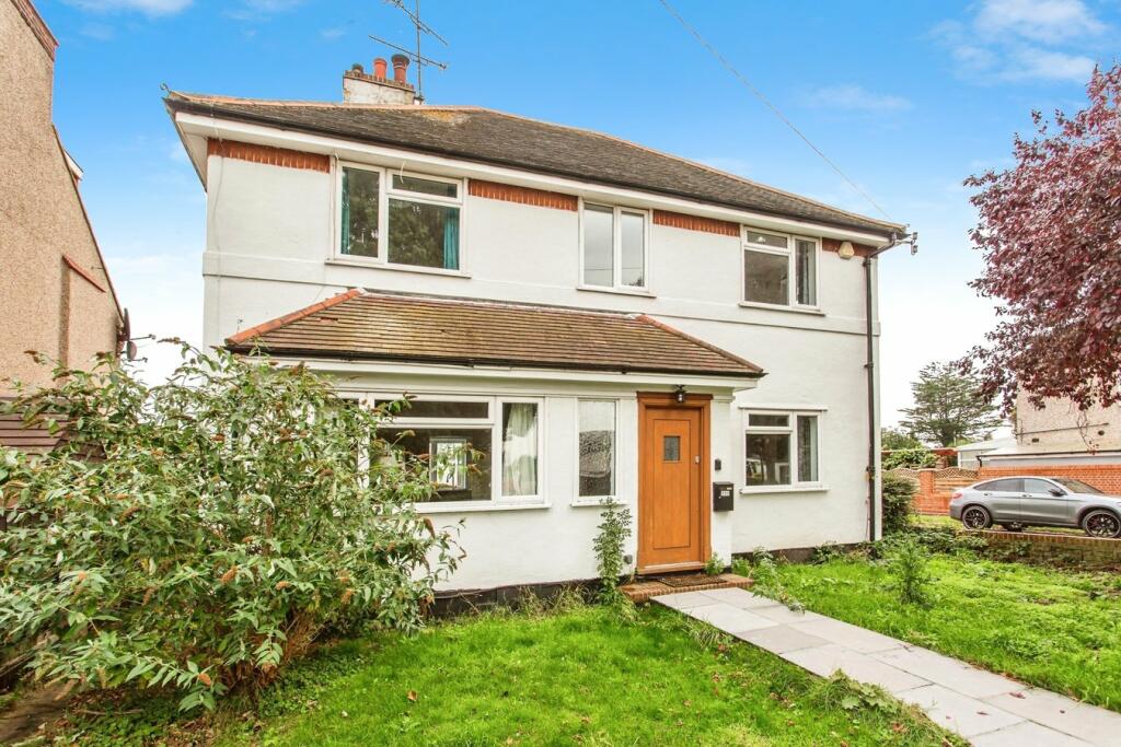 Main image of property: Bournemouth Park Road, Southend-on-Sea, SS2