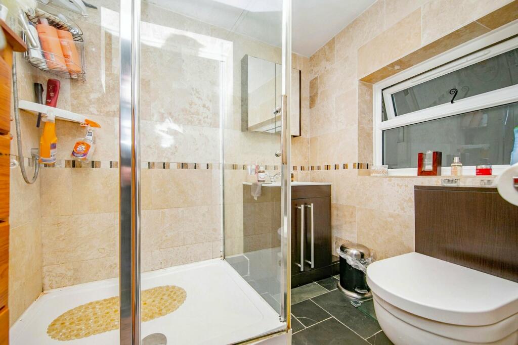 Additional property image - Arnold Road, Clacton-on-Sea, CO15