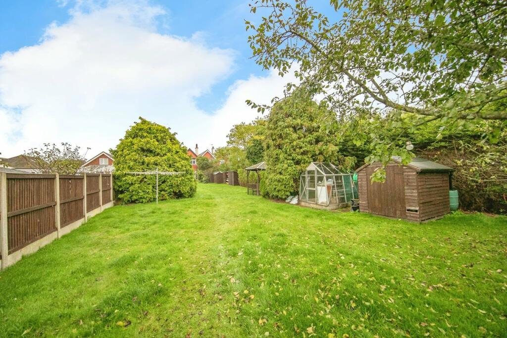 Additional property image - Arnold Road, Clacton-on-Sea, CO15