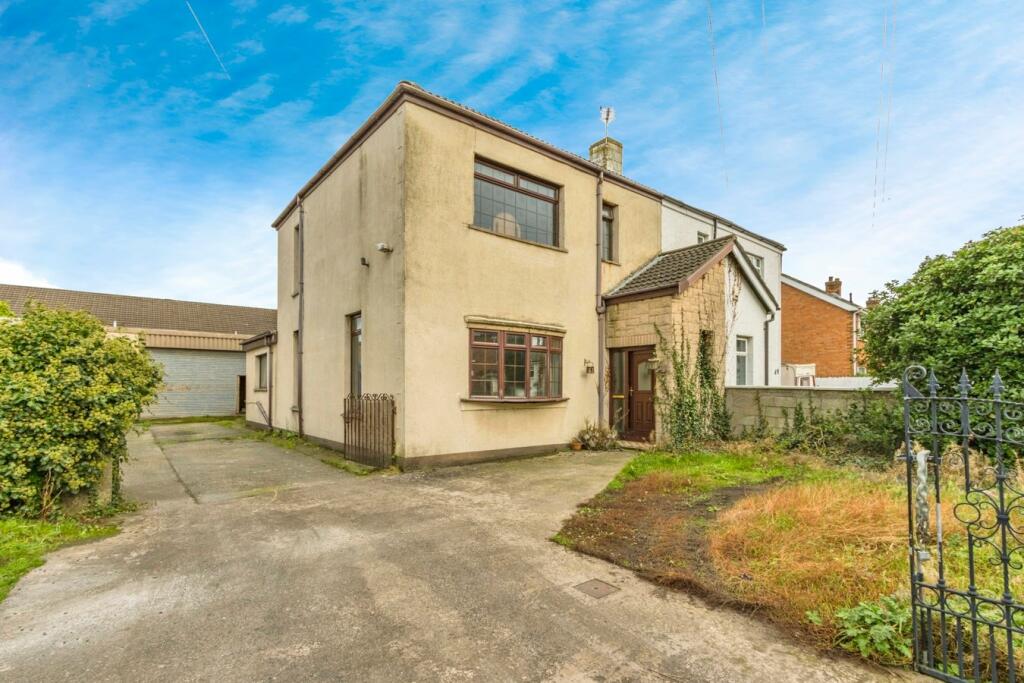 4 bedroom semi-detached house