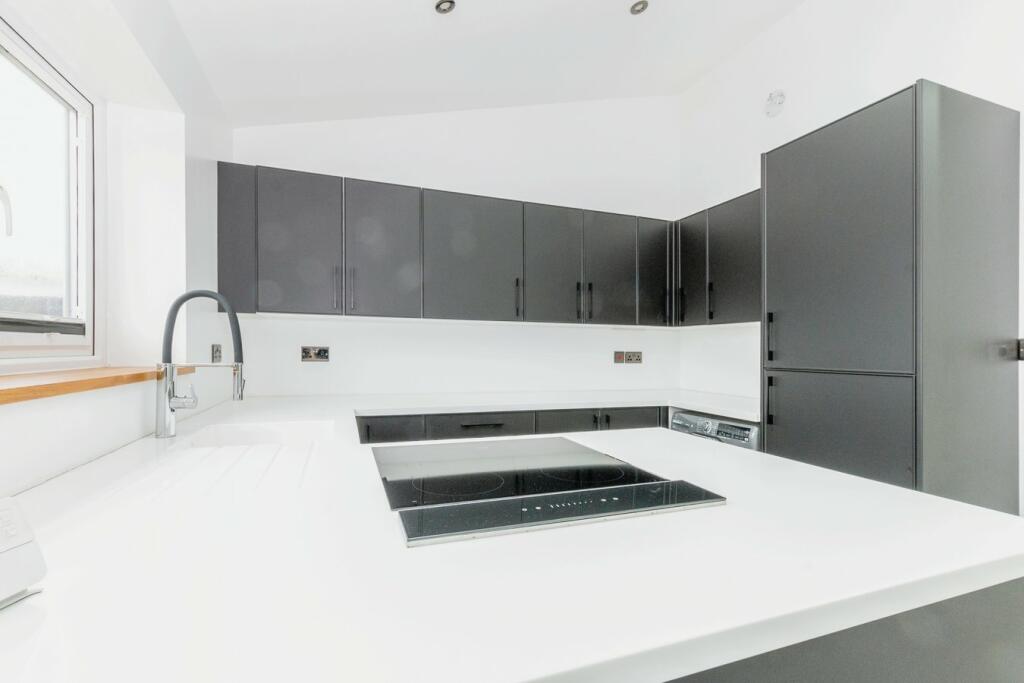 Additional property image - School Lane, Guide, Blackburn, BB1