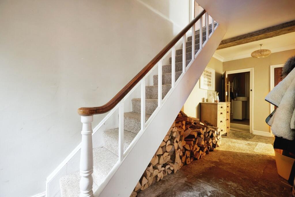 Additional property image - Ireson Villas, Wincanton, BA9