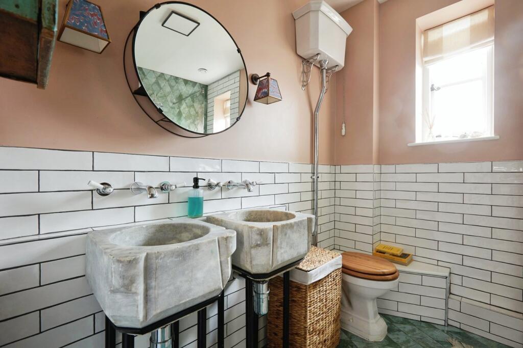 Additional property image - Ireson Villas, Wincanton, BA9
