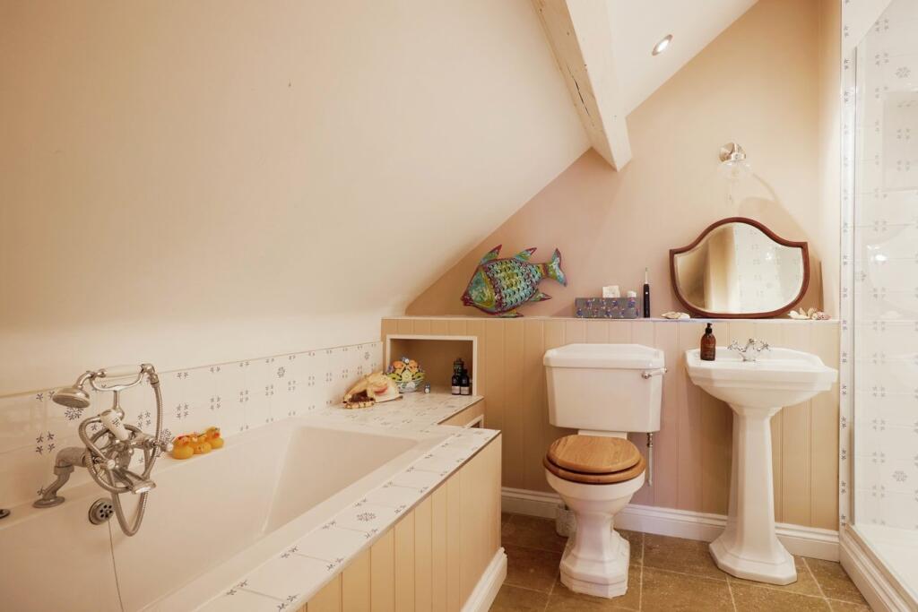 Additional property image - Ireson Villas, Wincanton, BA9