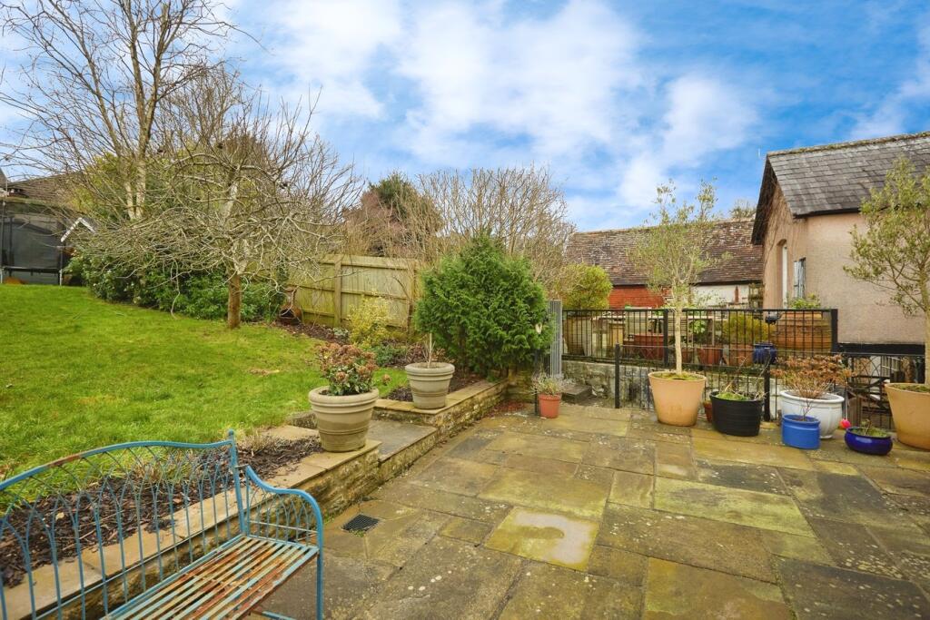 Additional property image - Ireson Villas, Wincanton, BA9