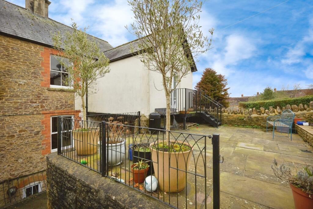 Additional property image - Ireson Villas, Wincanton, BA9