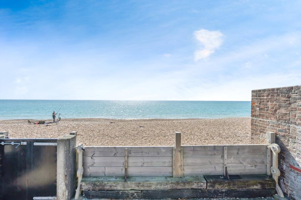 Main image of property: Aldwick Avenue, Bognor Regis, PO21