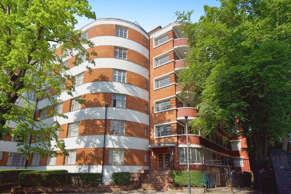 Main image of property: Park Avenue, London, NW2