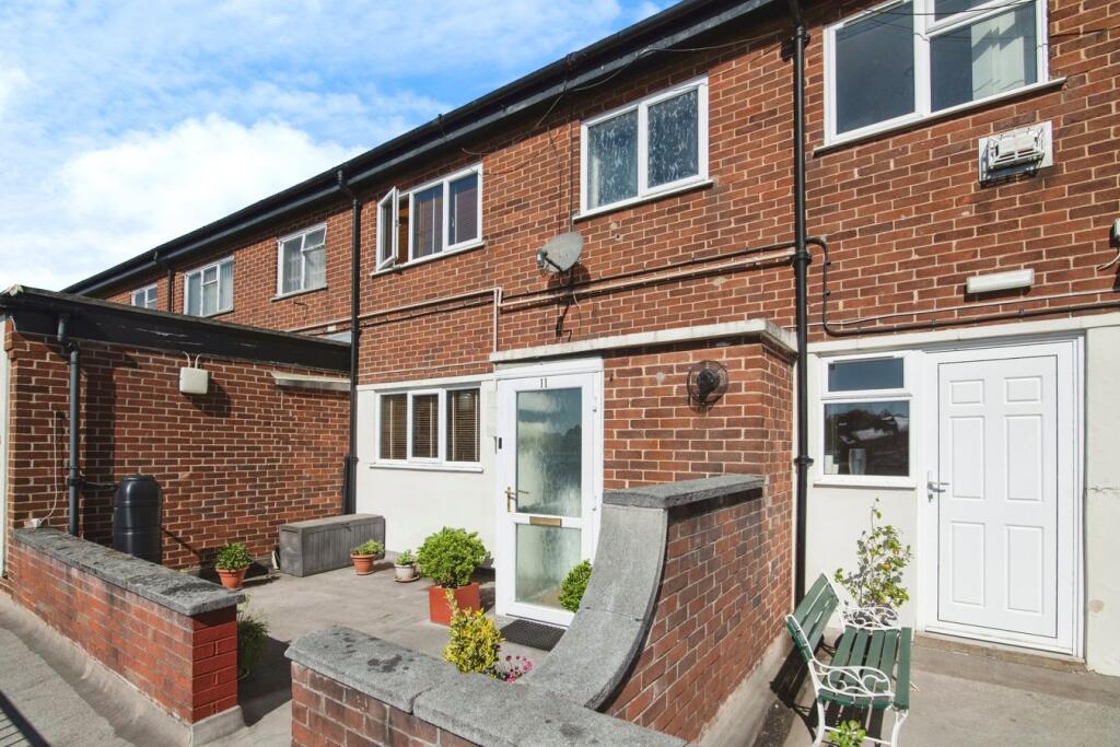 Main image of property: Queensway, Halesowen, B63