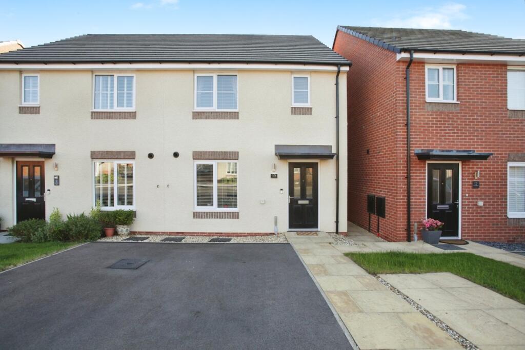 Main image of property: Millpond , Bulkington, CV12
