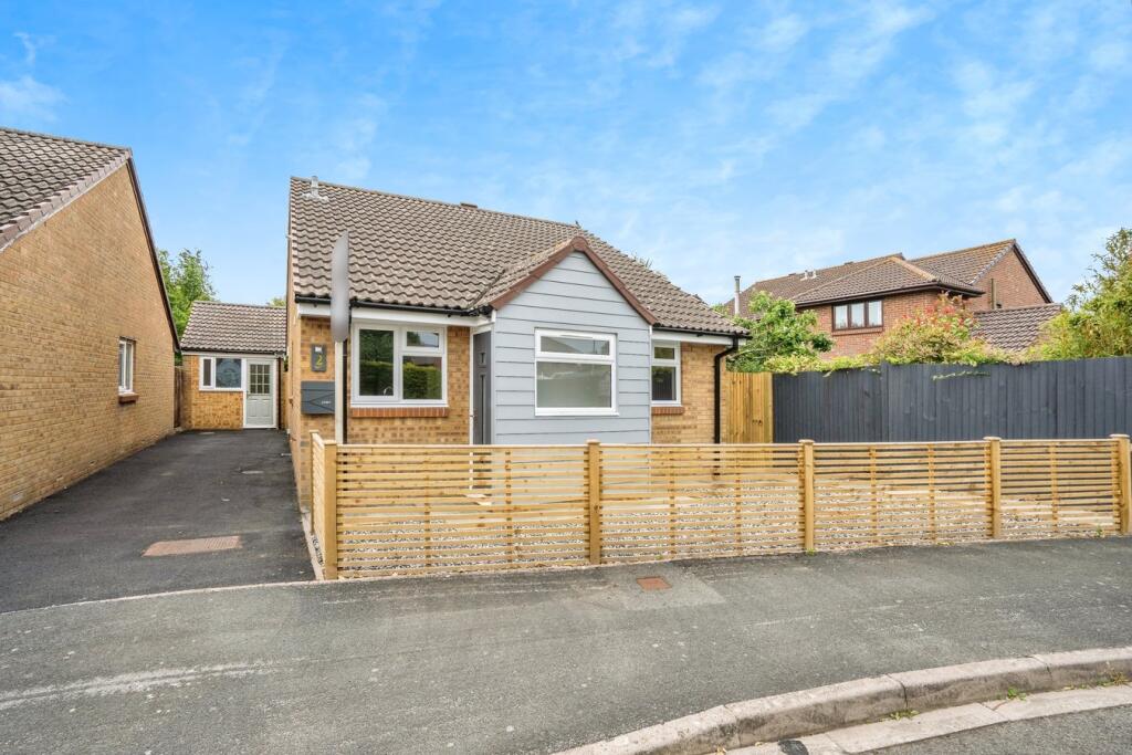Main image of property: Southleigh Grove, Hayling Island, PO11