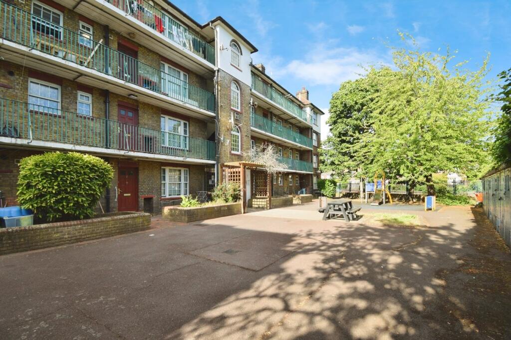 Main image of property: Azof Street, London, SE10