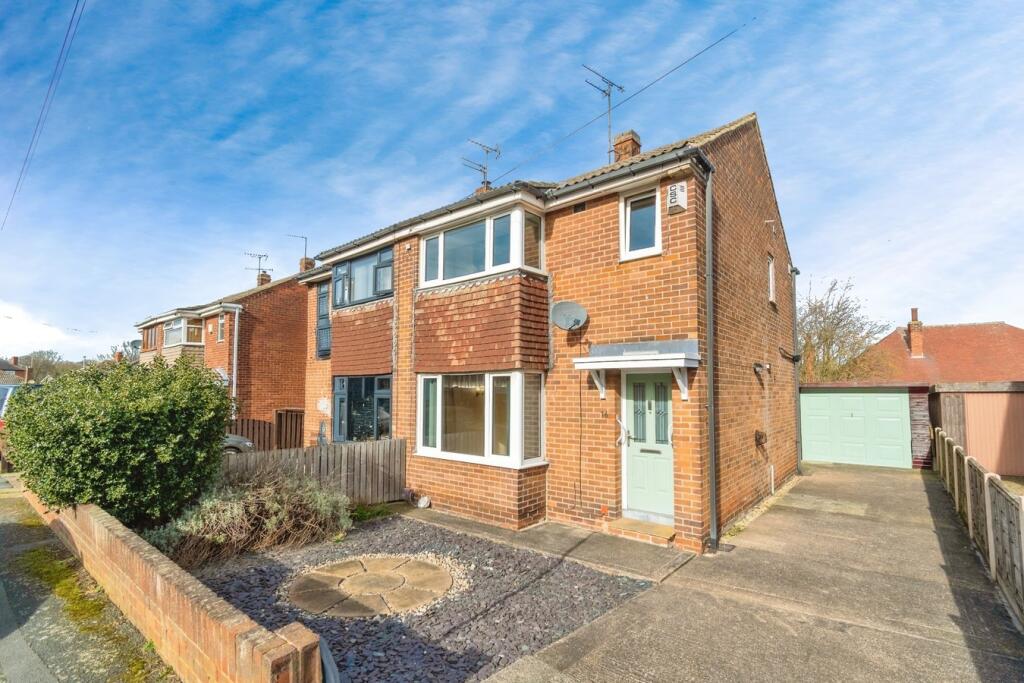 Main image of property: Greenmoor Close, Lofthouse, Wakefield, WF3