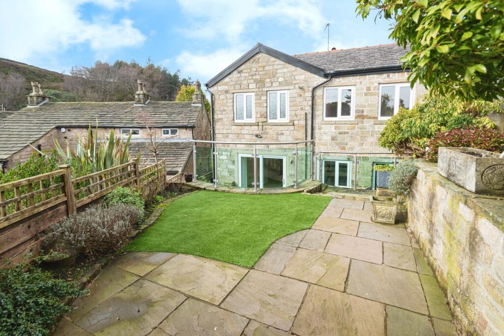 Main image of property: Old Road, Mottram, Hyde, SK14