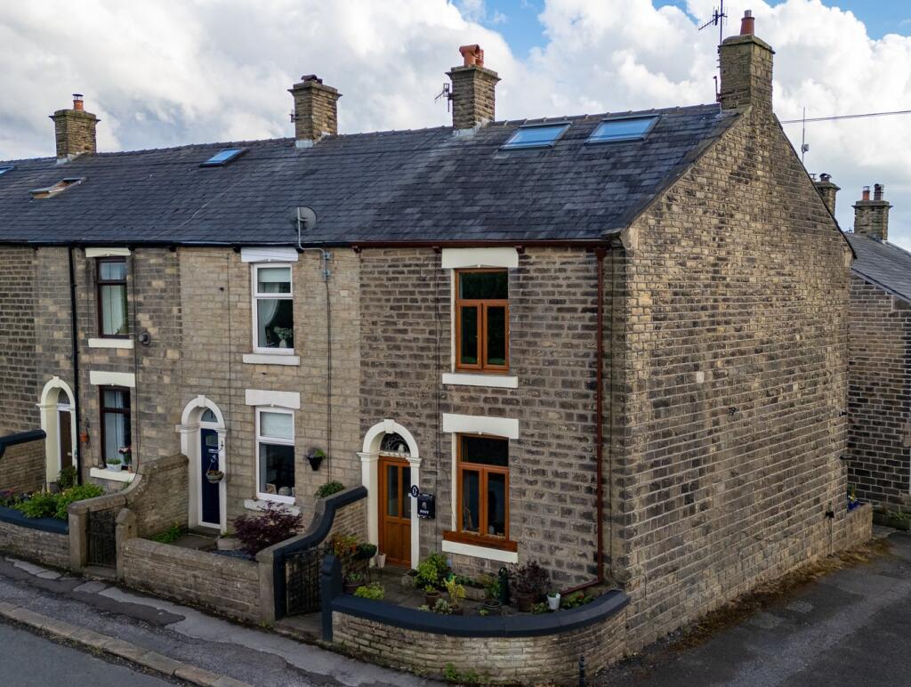 Main image of property: Padfield Main Road, Hadfield, Glossop, SK13