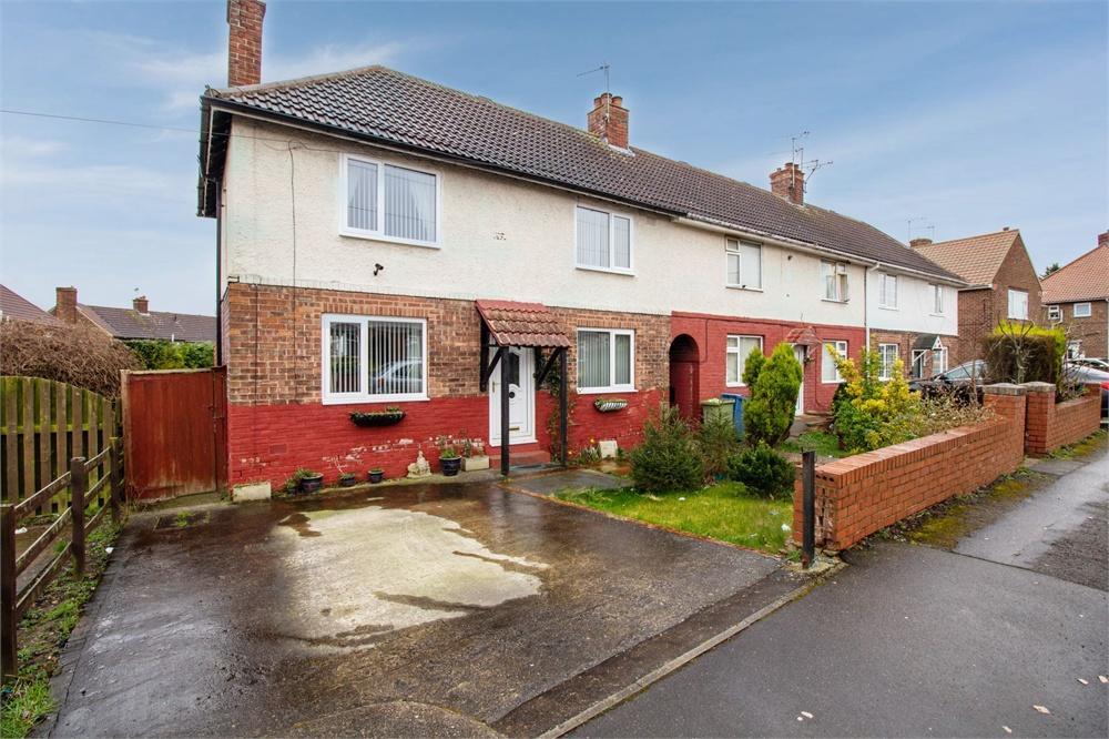 3 bedroom end of terrace house for sale in Mellish Road, Langold