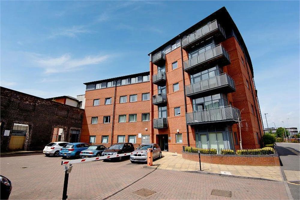 1 bedroom flat for sale in Broad Gauge Way, Wolverhampton, West