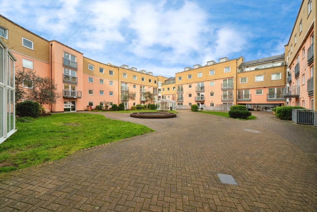 Main image of property: Wooldridge Close, Feltham, TW14