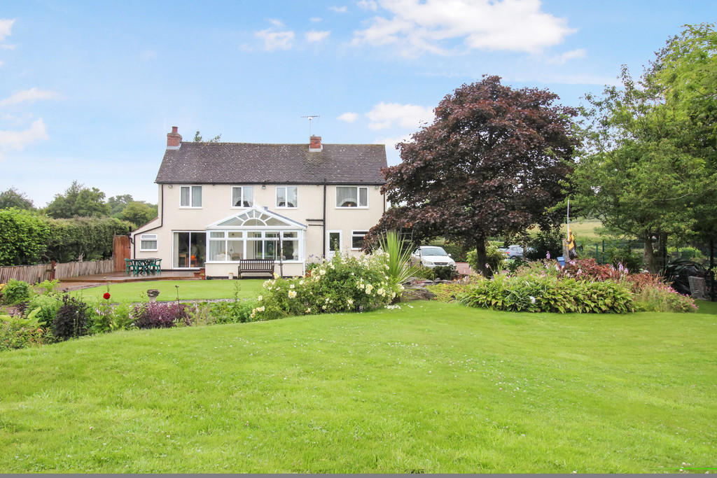 4 bedroom detached house for sale in Wall Hill Road, Allesley, Coventry