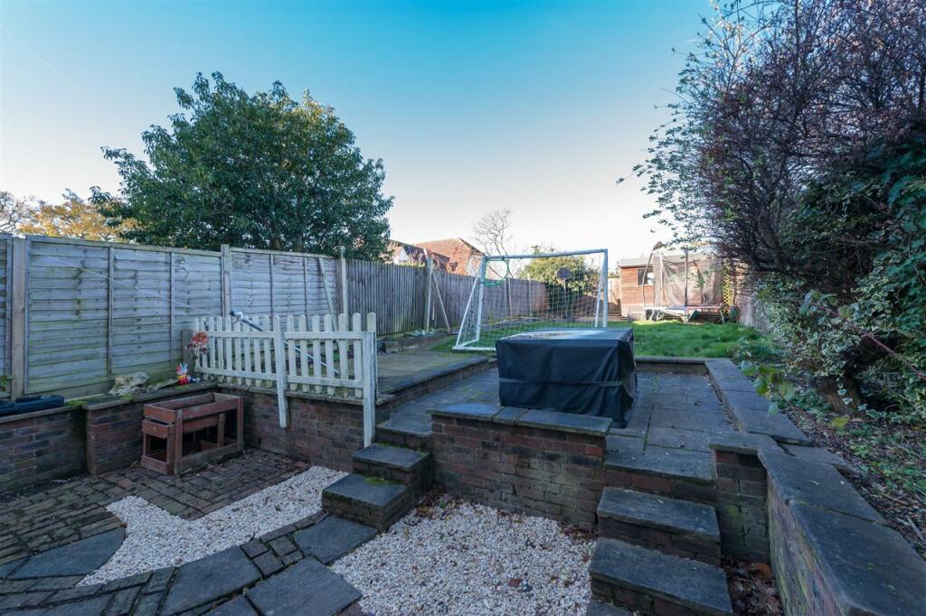 Additional property image - Staines Hill, Sturry