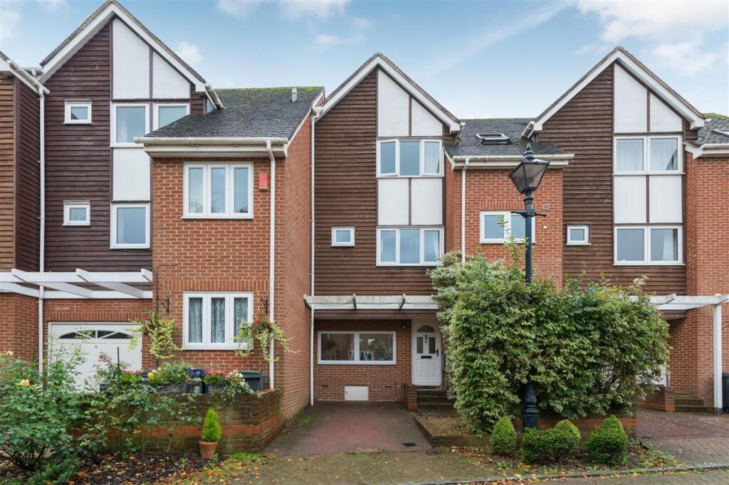 Main image of property: Rheims Court, Canterbury