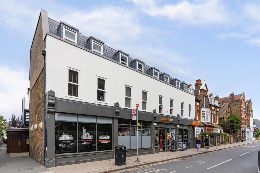 Main image of property: The Green, Twickenham