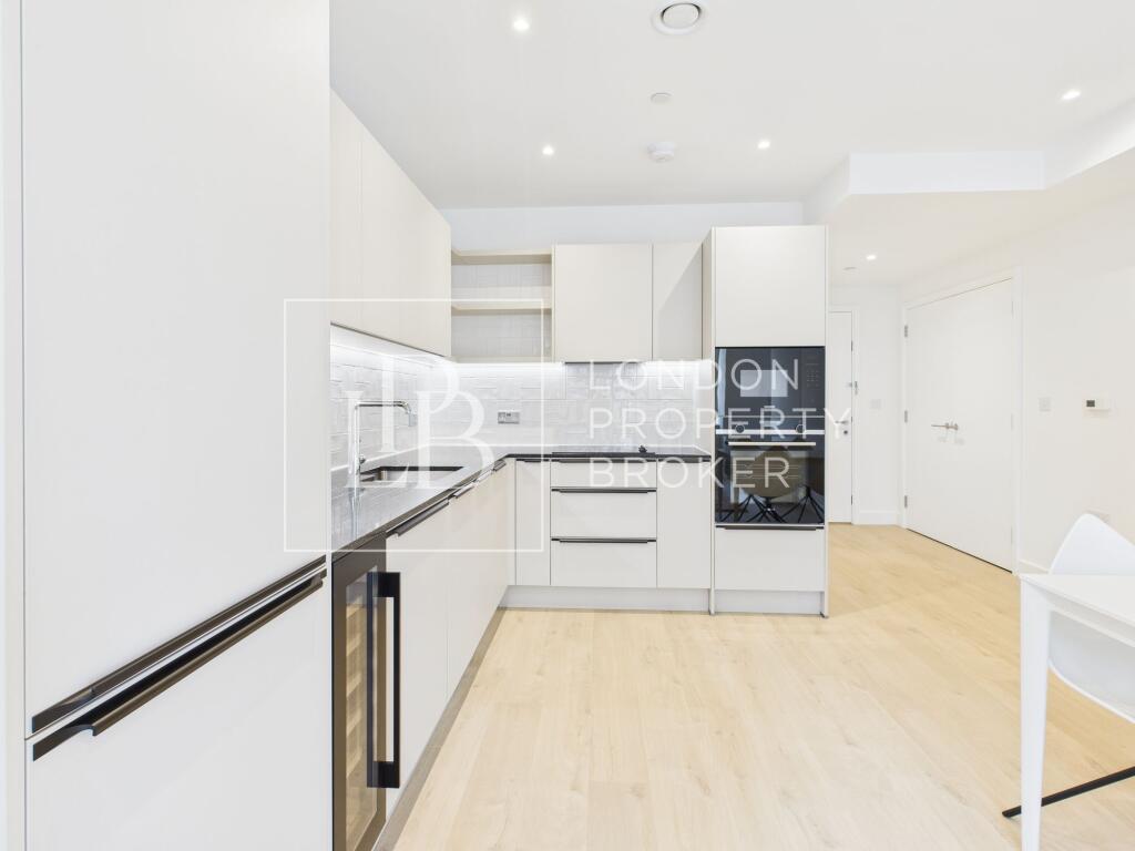 Main image of property: Dray House, Lombard Square, SE28