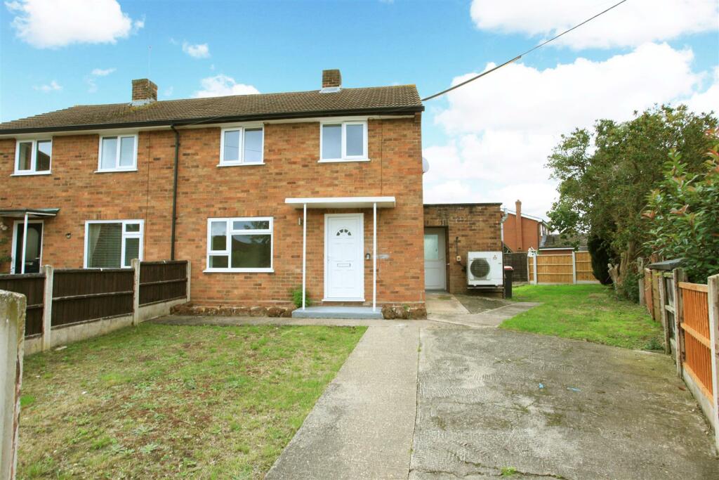 2 bedroom semidetached house for sale in South View, Sambrook, Newport, TF10