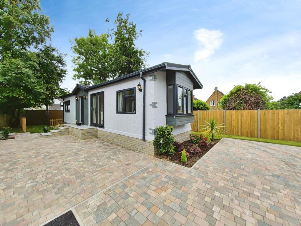 Main image of property: Wellington Road, Sandhurst