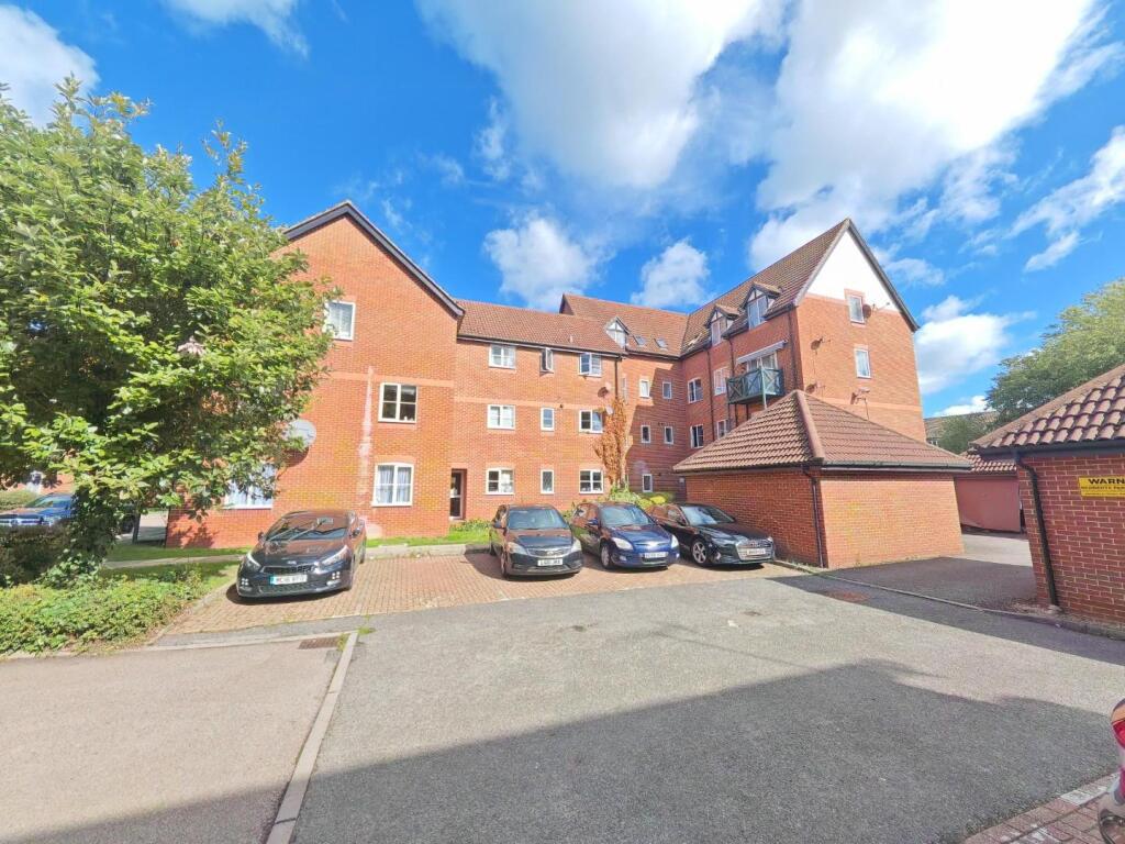 Main image of property: Admirals Court, Rose Kiln Lane, Reading, RG1 6SW