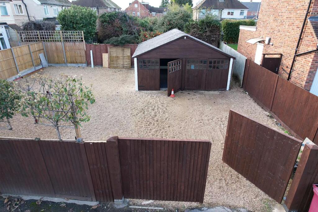 Main image of property: Gosbrook Road, Caversham, Reading