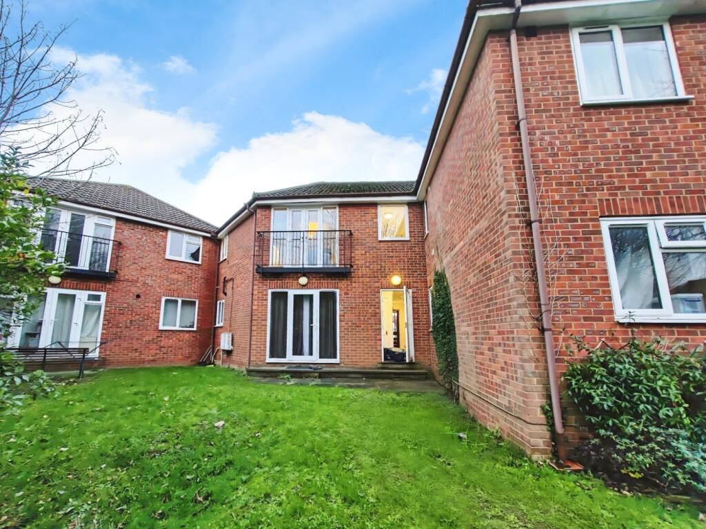 Main image of property: Cippenham Lane, Slough