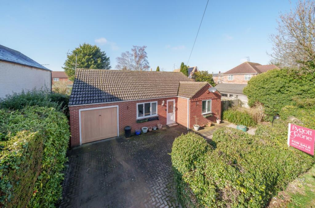 2 bedroom detached bungalow for sale in Union Street, Holbeach
