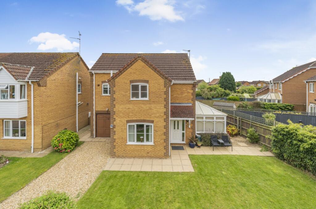3 bedroom detached house for sale in Market Rasen Way, Holbeach