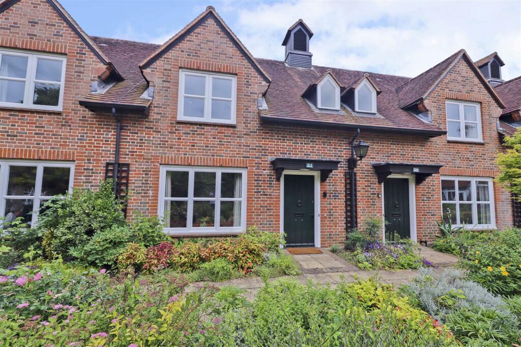 2 bedroom retirement property for sale in Church Place, Ickenham, UB10