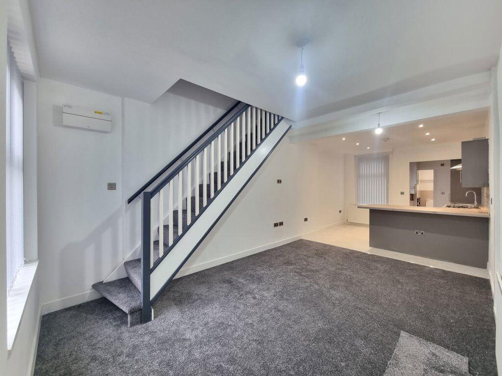 Main image of property: Avenue Road Extension, Leicester