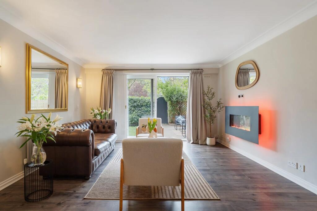 Main image of property: Battersea Bridge Road, London, SW11
