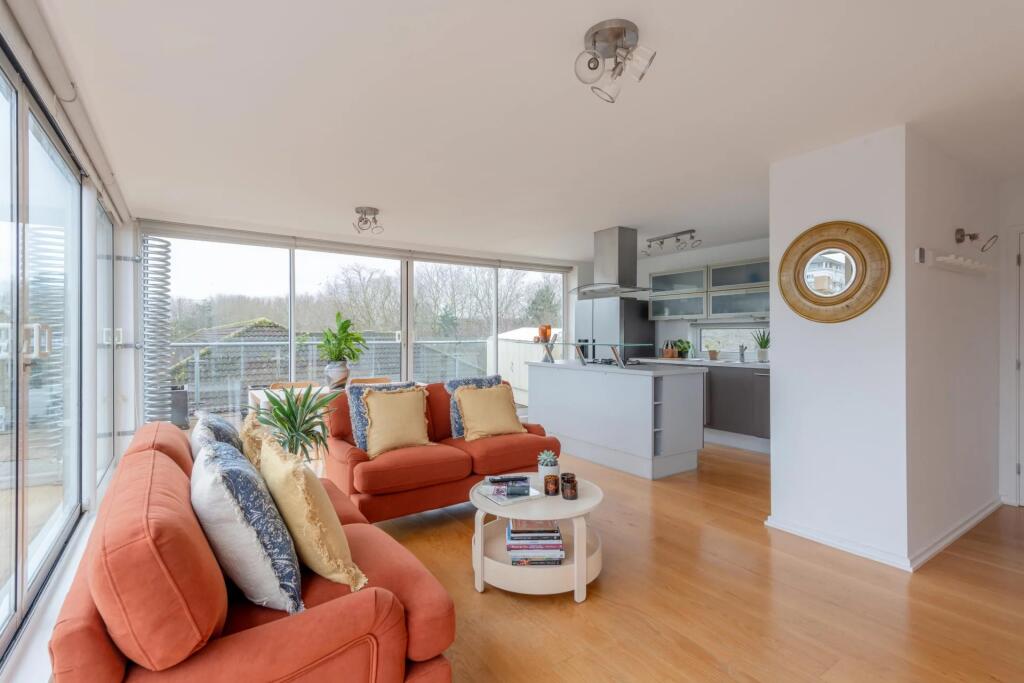 Main image of property: SE16 7QG, London Hyde Park, SE16